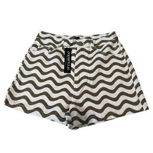NWT Papermoon Women’s Shorts Brown White Wave Geometric Size Small